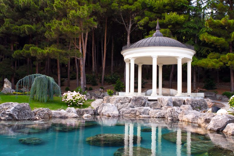 Outdoor Shelter Construction in Conroe, TX